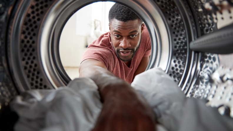 dryer removes wrinkles from clothing