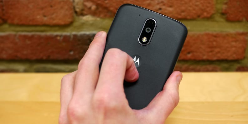 Moto G4 Plus Hands-on: The mid-range phone to watch - MobileSyrup