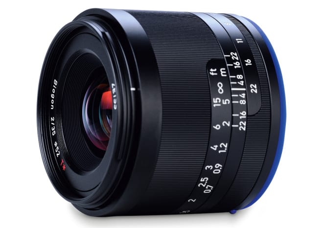 A picture of the Zeiss Loxia 2/35 E-mount 35mm prime lens.