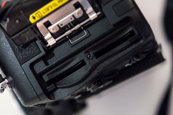 The D750 sports dual SD card slots.