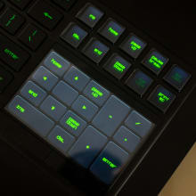 Razer-Blade-Pro-Review-pad-callout.jpg