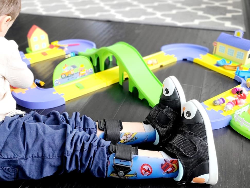 Ikiki Adaptive Toddler Shoe Review