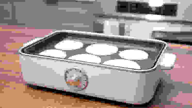 This portable hot plate from A4Box is as convenient as it is cute.
