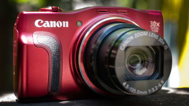 This is our digital camera review of the SX700 HS, with full performance tests, sample images, and a full review.