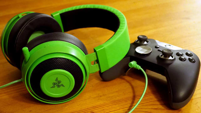 Razer Kraken Pro V2 Gaming Headphones