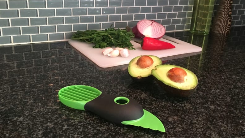 OXO Good Grips 3-in-1 Avocado Slicer - Green & Good Grips Egg Slicer