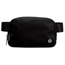 Lululemon everywhere belt bag vs LARGE  try on mod shots comparison 