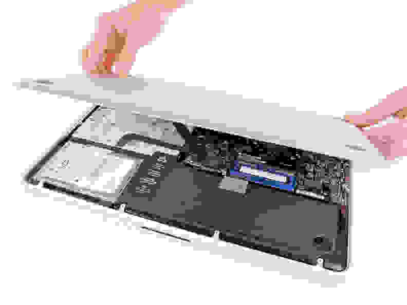 MacBook Pro 13-inch MD101LL/A inside