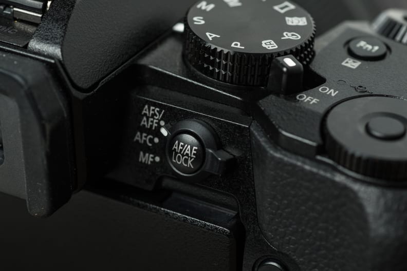 A photo of the Panasonic G7's focus mode selector.