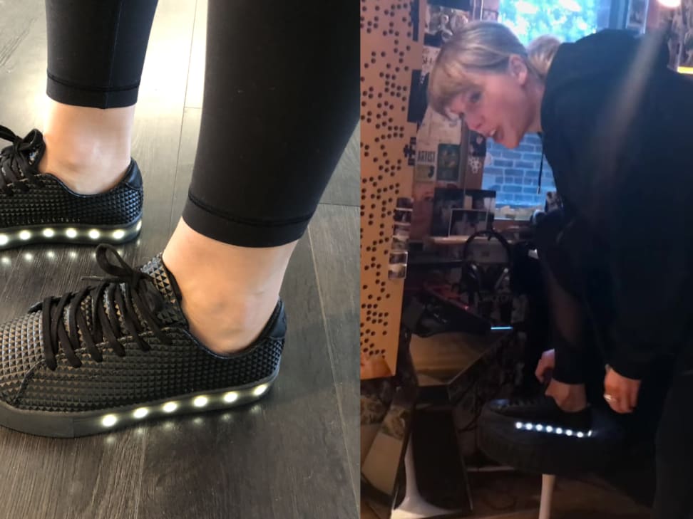 klassiek reparatie beet Taylor Swift's Pop Shoes light-up sneakers review: Are they worth it? -  Reviewed