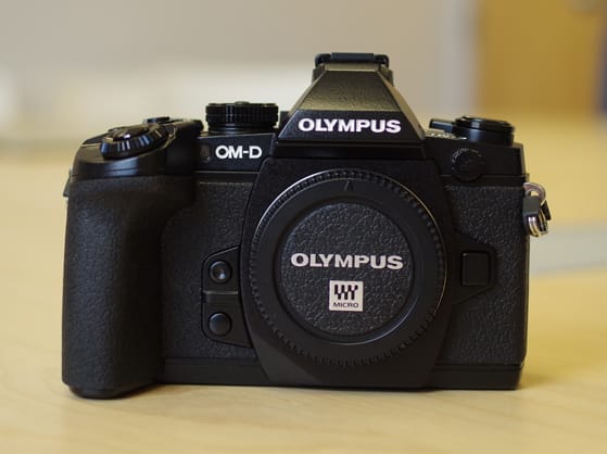 OLYMPUS-EM1-FI-TOUR-FRONT.jpg