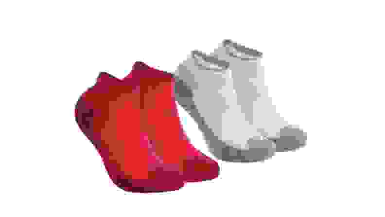 Kids hiking socks in red and grey