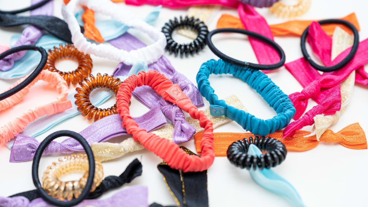Managing Curly Hair A Guide to the Best Hair Bands for Your Curls   Burlybands