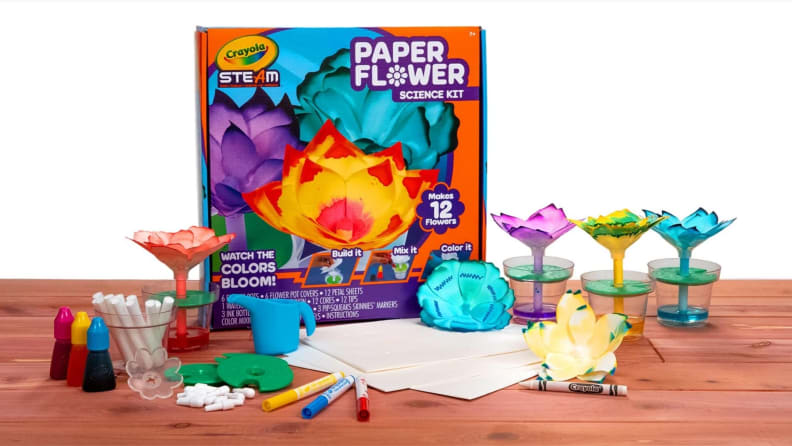 Crayola paper flower crafting kit