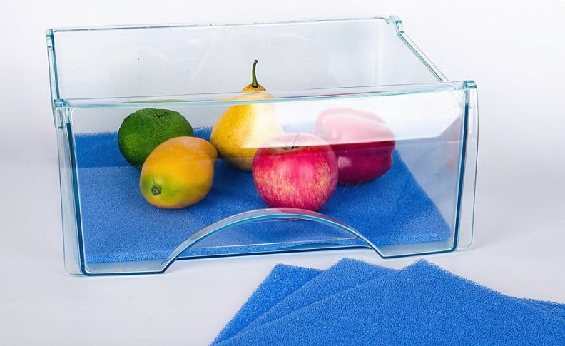 Silica mats can help absorb excess moisture from produce.