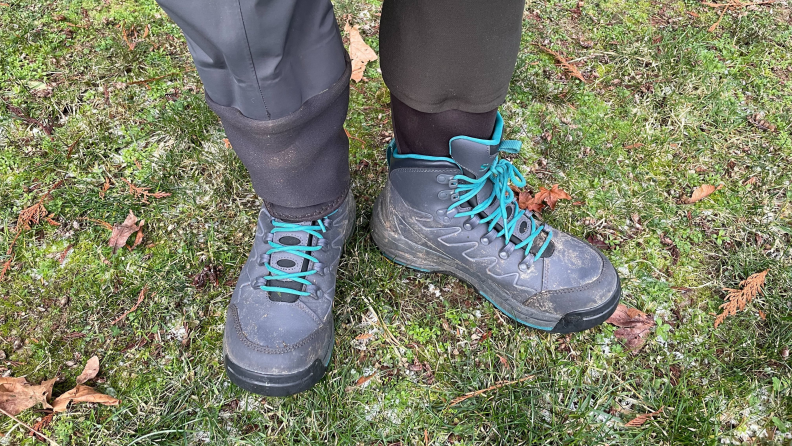 A woman wearing a pair of the Simms Women’s Freestone Wading Boot - Rubber Sole.