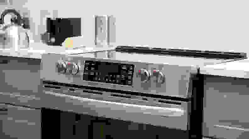 Frigidaire Gallery FGEH3047VF electric range