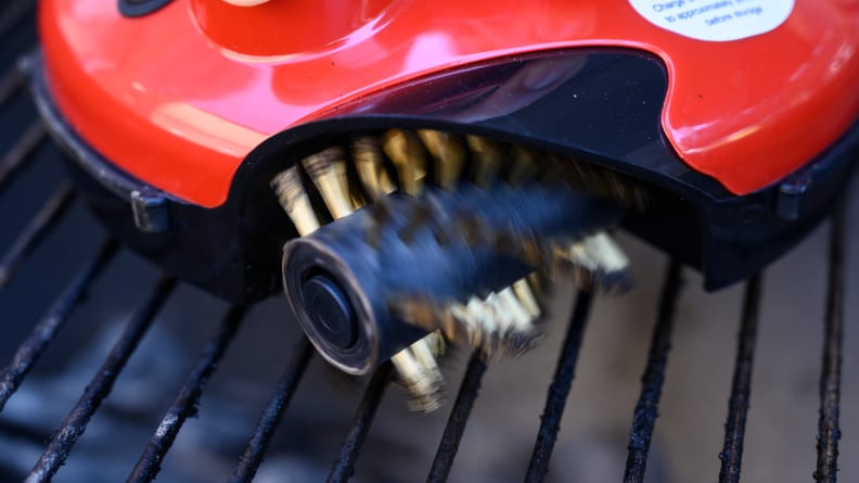 Grillbot Automated Grill Cleaning Robot REVIEW Takes Care Of The Grunt Work  - MacSources