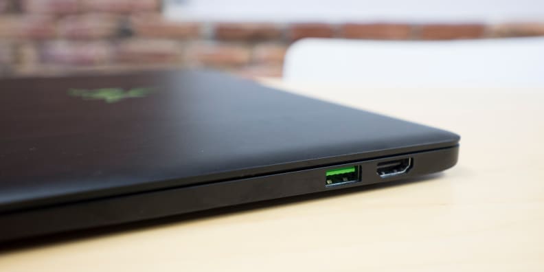 Razer Blade Stealth Ports Right