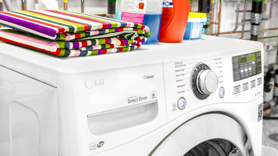 The LG WM3670HWA gets your laundry done your way