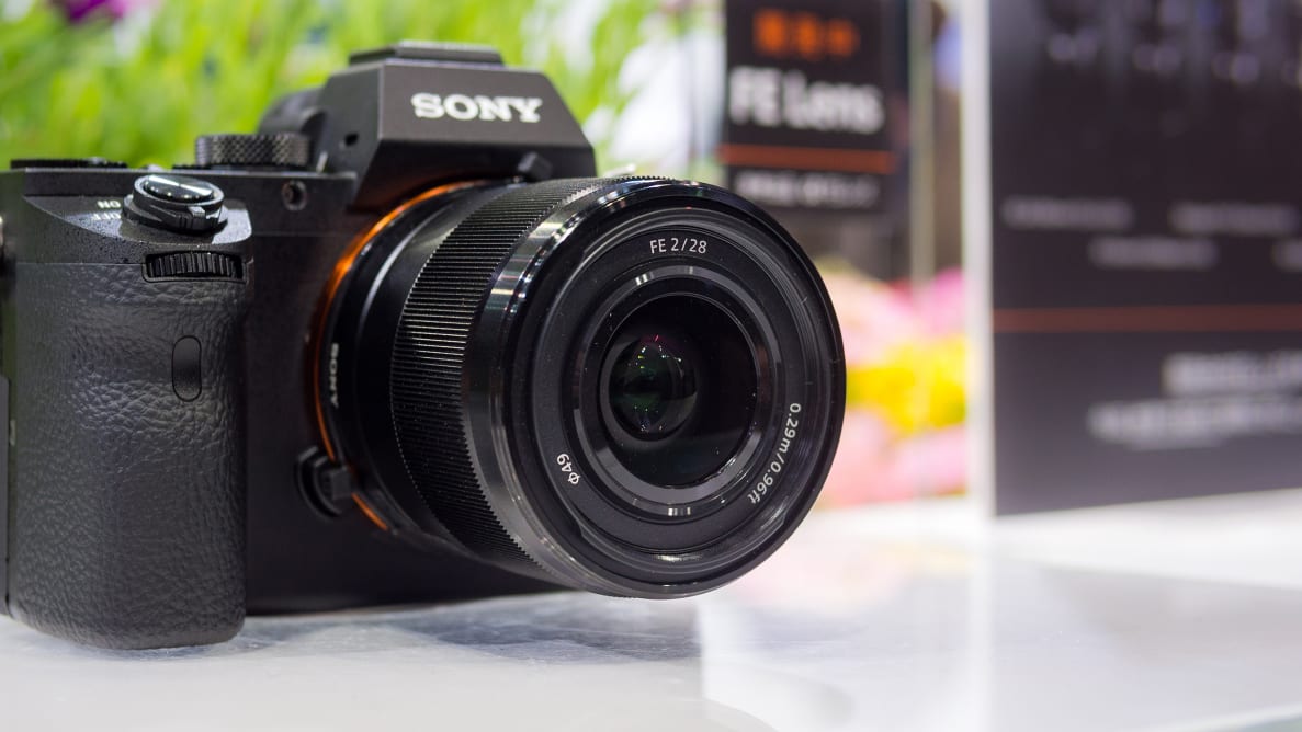 The Sony FE 28mm f/2.0