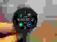 The OnePlus Watch 2R displaying 3:51pm.