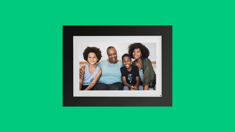 digital photo frame