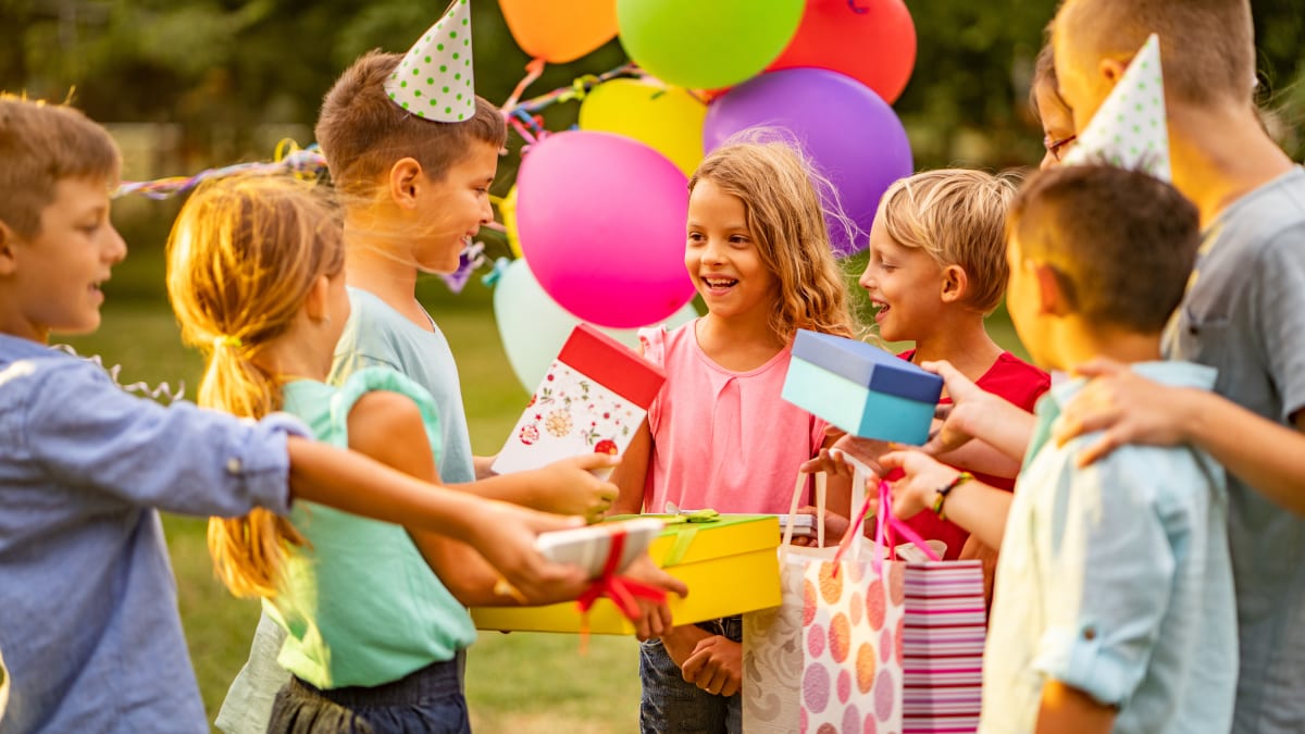 How much money to spend on a kid's birthday gift - Reviewed