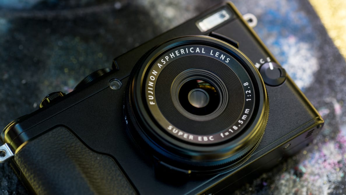Fujifilm X70 Digital Camera Review - Reviewed