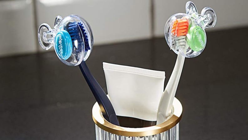How to pack your toiletry bag