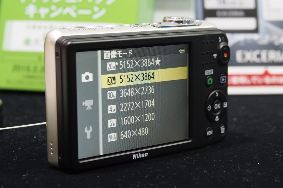 Nikon Coolpix L32 First Impressions Review Cameras