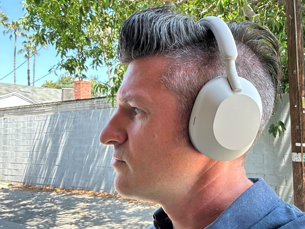 12 Best Noise-Canceling Headphones of 2023 - Reviewed
