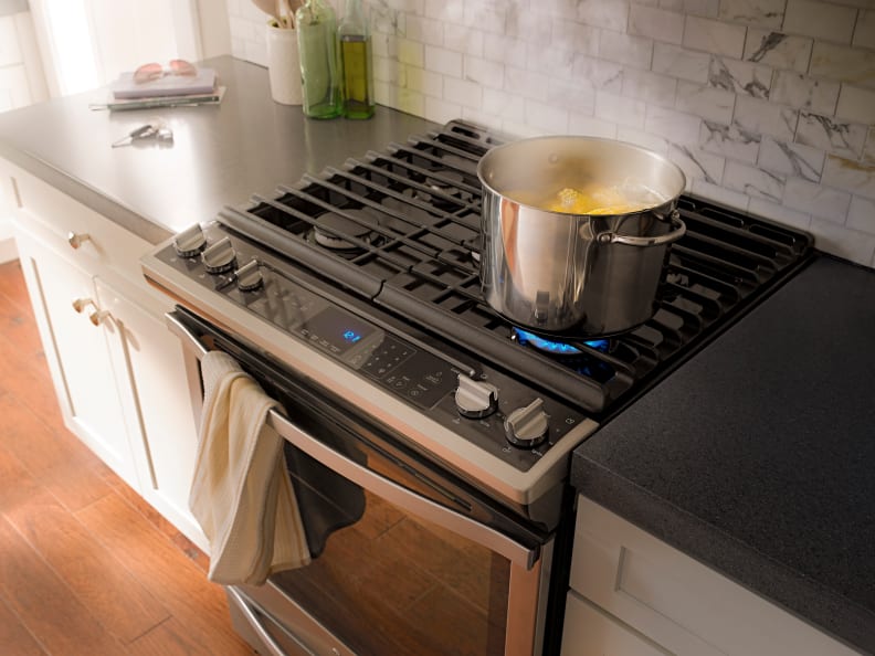 Whirlpool Smart Front Control Range