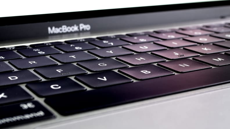 The 2016 MacBook Pro isn't a bad laptop, but there are some startling execution issues that are unlike Apple.