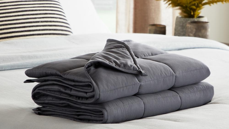 15 luxurious blankets, comforters, and sheets you can find at Home