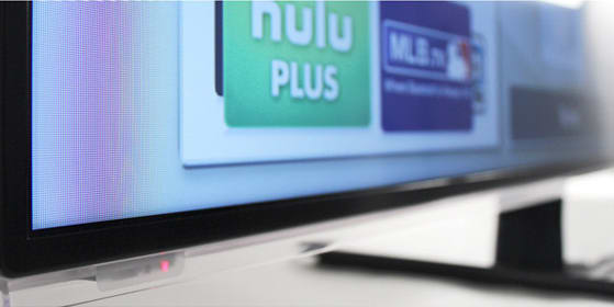 Panasonic_TC-L50E60_ClearBezel.jpg