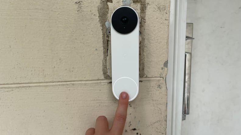 Showing the features of the Nest Doorbell