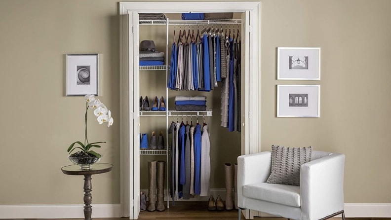 Rubbermaid Custom Closet Kit Review: Expands and Adjusts