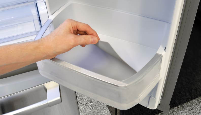 Each of the Kenmore Pro 79993's door shelves–except the dairy bin–have a removable rubber lining to aid in cleaning and spill containment.