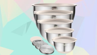 A set of 5 mixing bowls on a pastel background