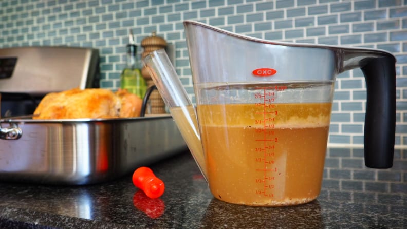 Kitchen Geeks Fat Separator Measuring Cup And Strainer With Bottom Release  For Gravy Sauces And Other Liquids With Oil Grease - Kitchen Geeks