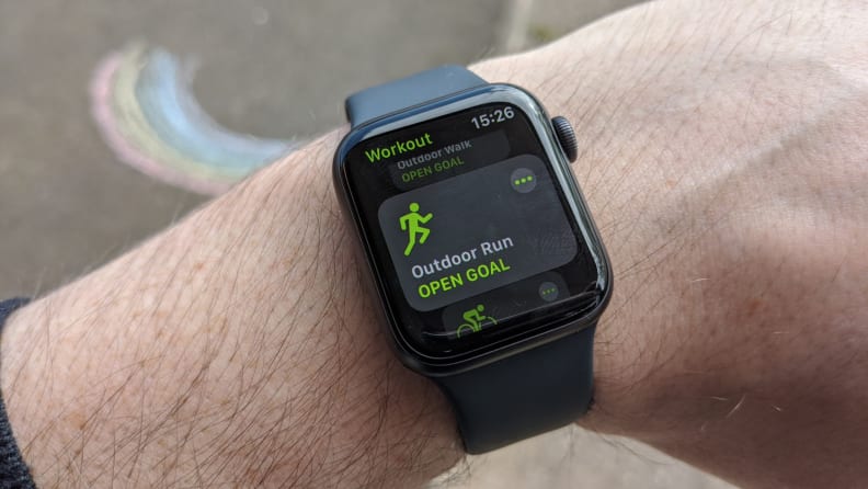 Apple Watch Series 5 Review: The Best Smartwatch Is Now a Watch - WSJ