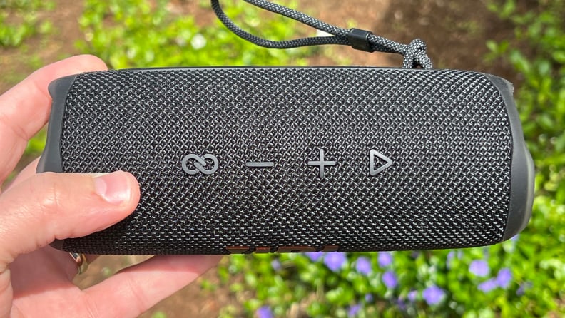 Testing the JBL Flip 6: barely better than its predecessor - Galaxus