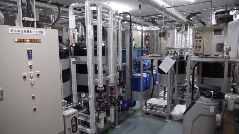 Toshiba has the advantage of already producing most the technology used in the clean room facility.