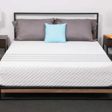 Product image of Leesa Sapira Hybrid Queen Mattress