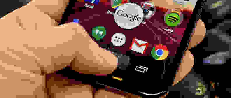 The Google Now shortcut on the Motorola Moto X (2014 edition)