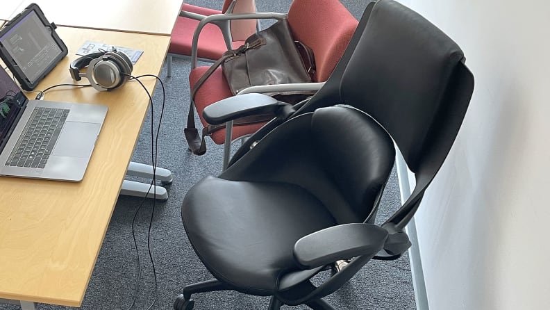 All33 Axion Desk Chair Launch 2022: New Ergonomic Desk Chair
