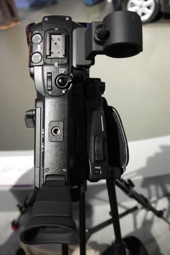 canon xf105
