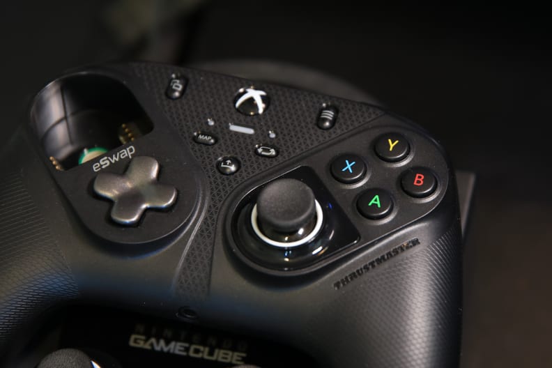 Thrustmaster eSwap X Pro review: a star premium pad for symmetrical  controller lovers