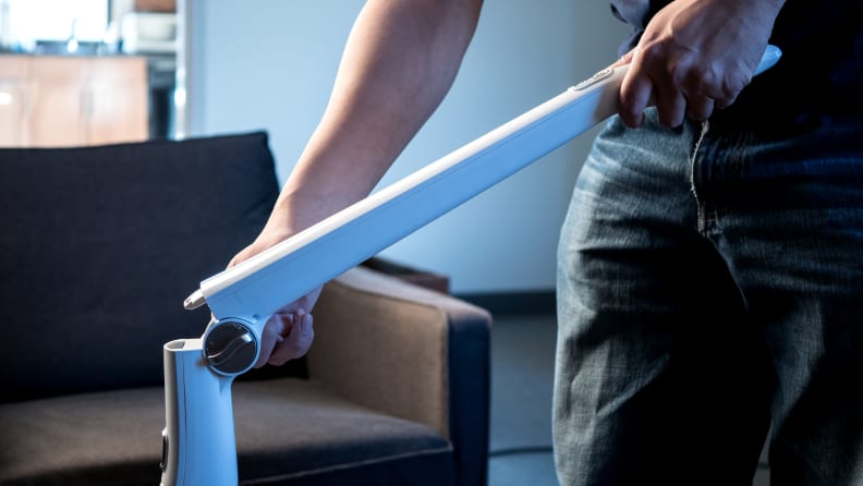 The handle folds down for easy storage.